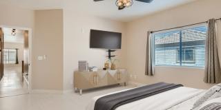 AMAZING COMPLETELY REMODELED CONDO IN NW Gallery 6