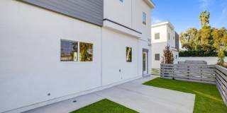 5639 Riverton Ave Gallery 23