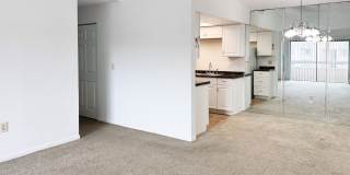 Tamarind - Renovated 2 Bedroom 2 Bath Condominium Gallery 6