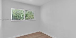401 SW 25th Ave Gallery 13