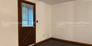 417 Dousman Street - 7 Gallery 7