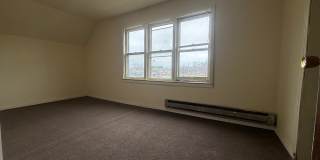 2423-2425 South 28th Street - 2425 Gallery 2