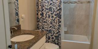 Townsend - 3 Bed 3 Bath Townhome Gallery 11