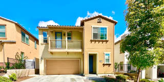 Lovely, Light & Bright, Two-Story, Detached Home in the Desirable Wildgrove Community of Vista! Gallery 1