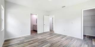 912 Anthony Street E Gallery 7