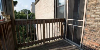 5202-5210 S. Cornell Avenue Gallery 14