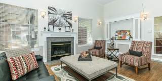 89 East Gallery 16