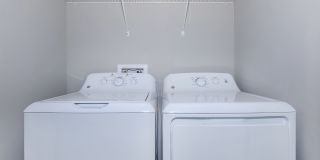 Overlook at Mesa Creek Apartments Gallery 27