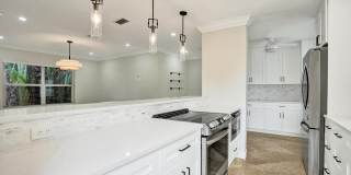 1145 NE 12th Avenue Gallery 13