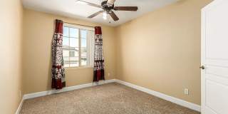 10441 E Hillery Drive Gallery 35