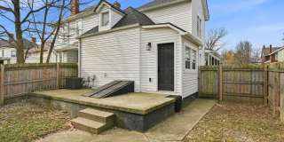 522 Kelton Avenue Gallery 38