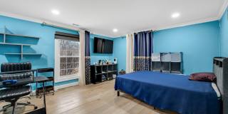 10904 GAINSBOROUGH Road Gallery 16