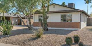 2333 E Paradise Drive Gallery 2