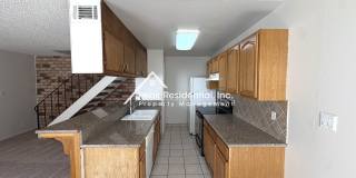 Charming 2 bedroom 1 bathroom Apartment! Gallery 7