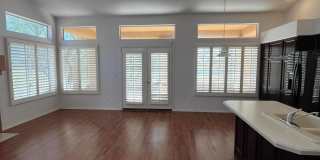 1301 E Briarwood Terrace Gallery 4