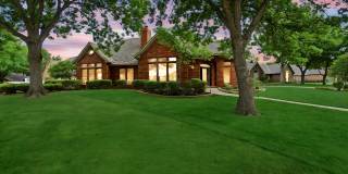 Beautiful & Newly Renovated 3 Bed & 2 Bath House in Heritage Hills with Private Pool Gallery 1
