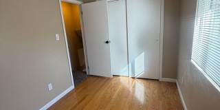 2 Bedroom 1 Bath Townhome - Lakewood! Gallery 7