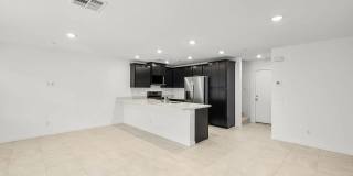 Gated 2025 Lennar Townhome | 3 Bed | 2-Car Garage Gallery 5