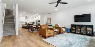 4114 W Olive Street Gallery 3