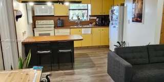 1411 SW 24th Ct Gallery 29