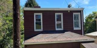 1708 Leister St Gallery 1