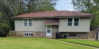Spacious 3 Bedroom Home in Ashland! Gallery 1