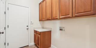 8451 E HIGH POINT Drive Gallery 28