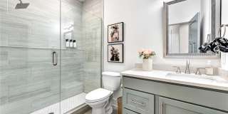 394 S Hill Avenue Gallery 17