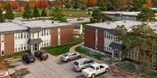 Large 3 Bedroom Apartments PET FRIENDLY! Gallery 140