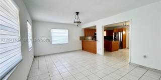 913 NW 22nd Pl 913 NW 22nd Pl Gallery 4