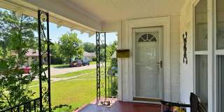 Large 2 Bed 1 Bath corner-lot home in Highland! Gallery 4