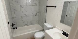 Renovated 2 Bedroom 2 Bath Apartment * A MUST SEE * Gallery 10
