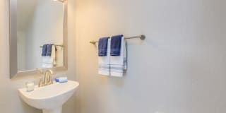 Carmendy Square Townhomes Gallery 48