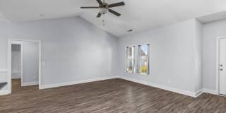 3 bedroom 2 bathroom with a bonus room Gallery 9