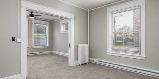 Elegant Renovation! HUGE 1 Bed 1 Bath Available Now! Gallery 27