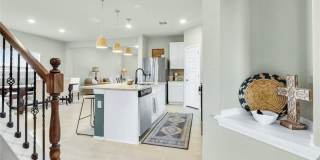 1642 Ranch House Gallery 28