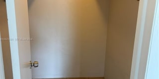 6841 Pembroke Rd Gallery 9
