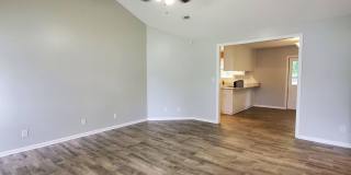 Charming 3-Bedroom Home with Private Fenced Yard in Valdosta, GA! Gallery 3