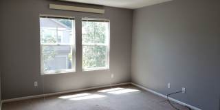 Two Bedroom Condo In Cordata Neighborhood Gallery 15