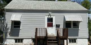 Cozy Single Family House for Rent Gallery 1