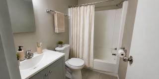 LIMITED TIME SUMMER OFFER! FREE RENT FOR YOUR FIRST MONTH! 1 Bedroom Apartment unit in Anderson Avenue Gallery 6