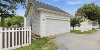 341 BULLSKIN Street Gallery 39