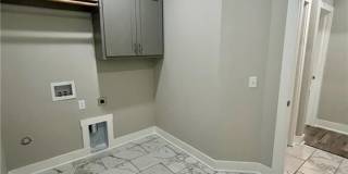 224 Ryder Street Gallery 7