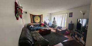 Rarely Available Private 5 Bed 3 Bath House w/ 2 Masters Gallery 28