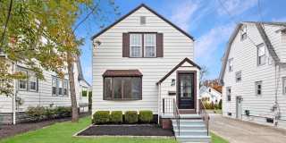 49 E Greenwood Ave Gallery 1