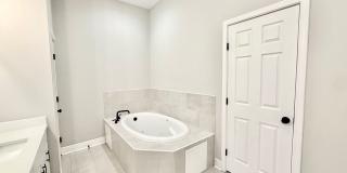 Spacious 3 Bedroom Home with Office on a Large Lot in Northwoods Gallery 38