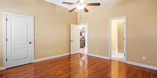 11605 SAINT THOMAS Way Gallery 6