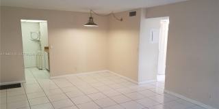 10040 Twin Lakes Dr Gallery 5