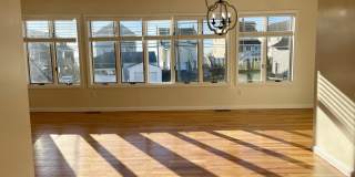 283 Cosey Beach Avenue Gallery 10