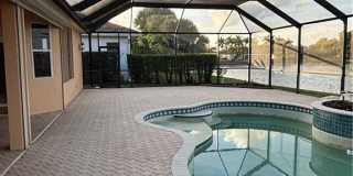 2210 Grove Dr Gallery 44